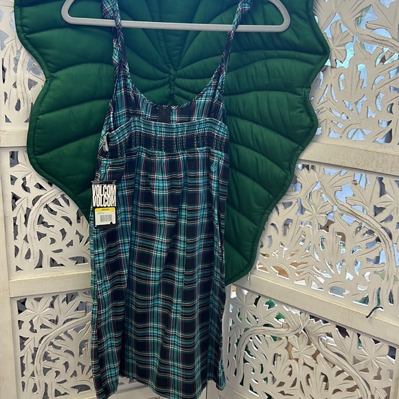 NWT VTG Volcom 90s grunge Bentley dress. Blue, pink and black plaid. Zip front - Picture 2 of 8